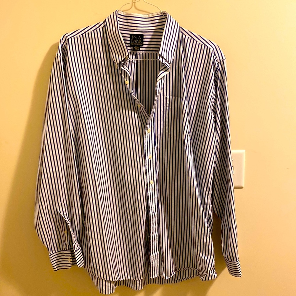 Men’s Jos A Bank cotton casual button down striped shirt 16 1/2, 36” sleeve
